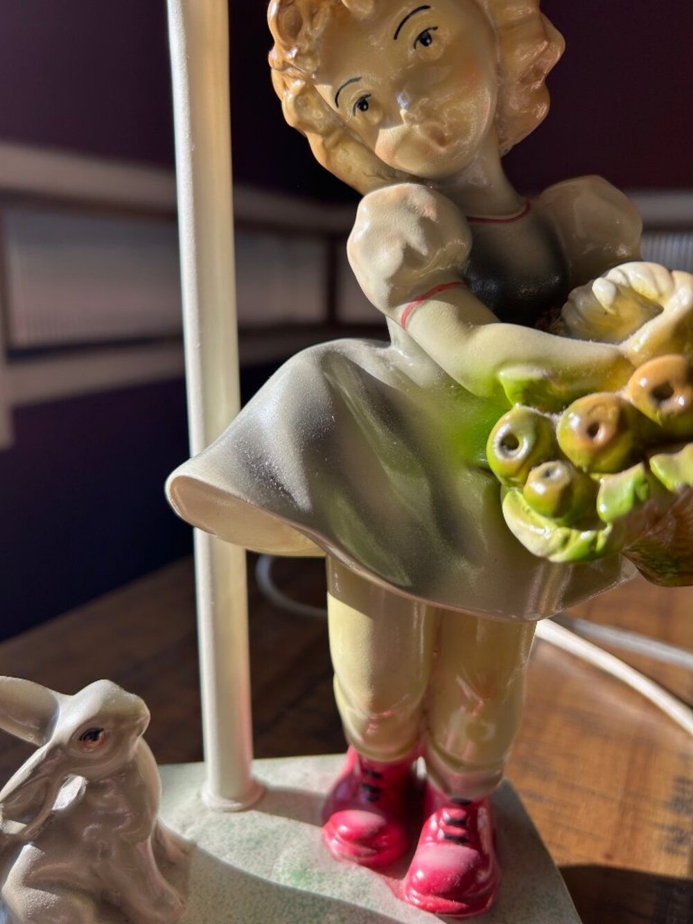 Vintage Apple Basket  Girl & Rabbit Table   Lamp  ceramic    girl holding basket - Picture 6 of 12